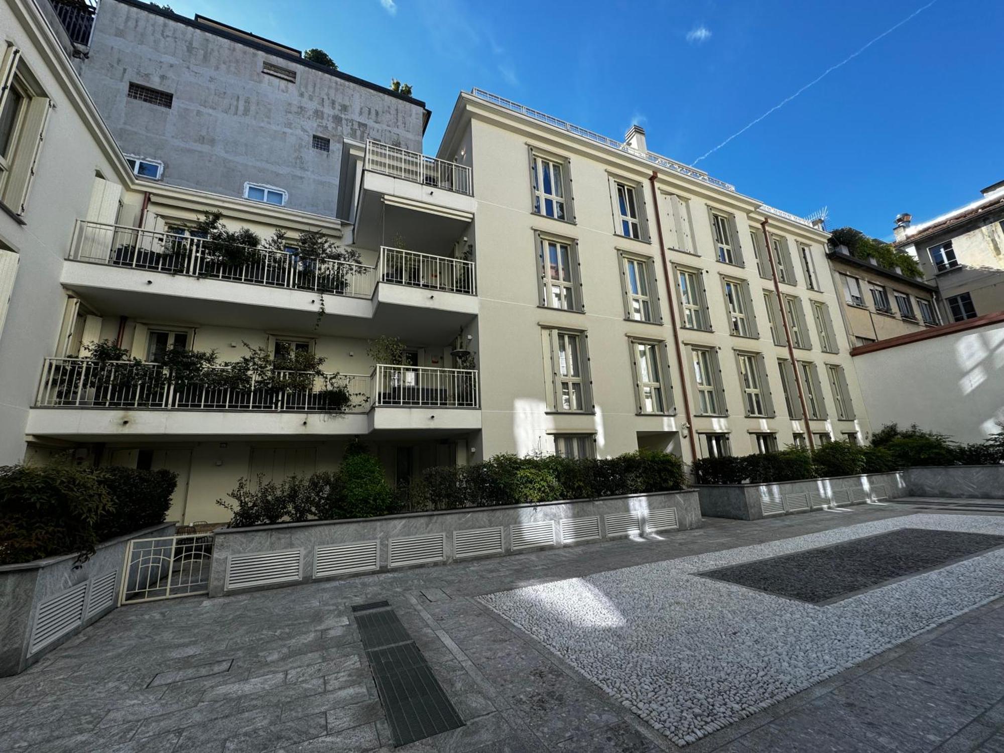 Regina Milano In Melegnano - Wifi, Breakfast Box And Terrace Appartement Buitenkant foto