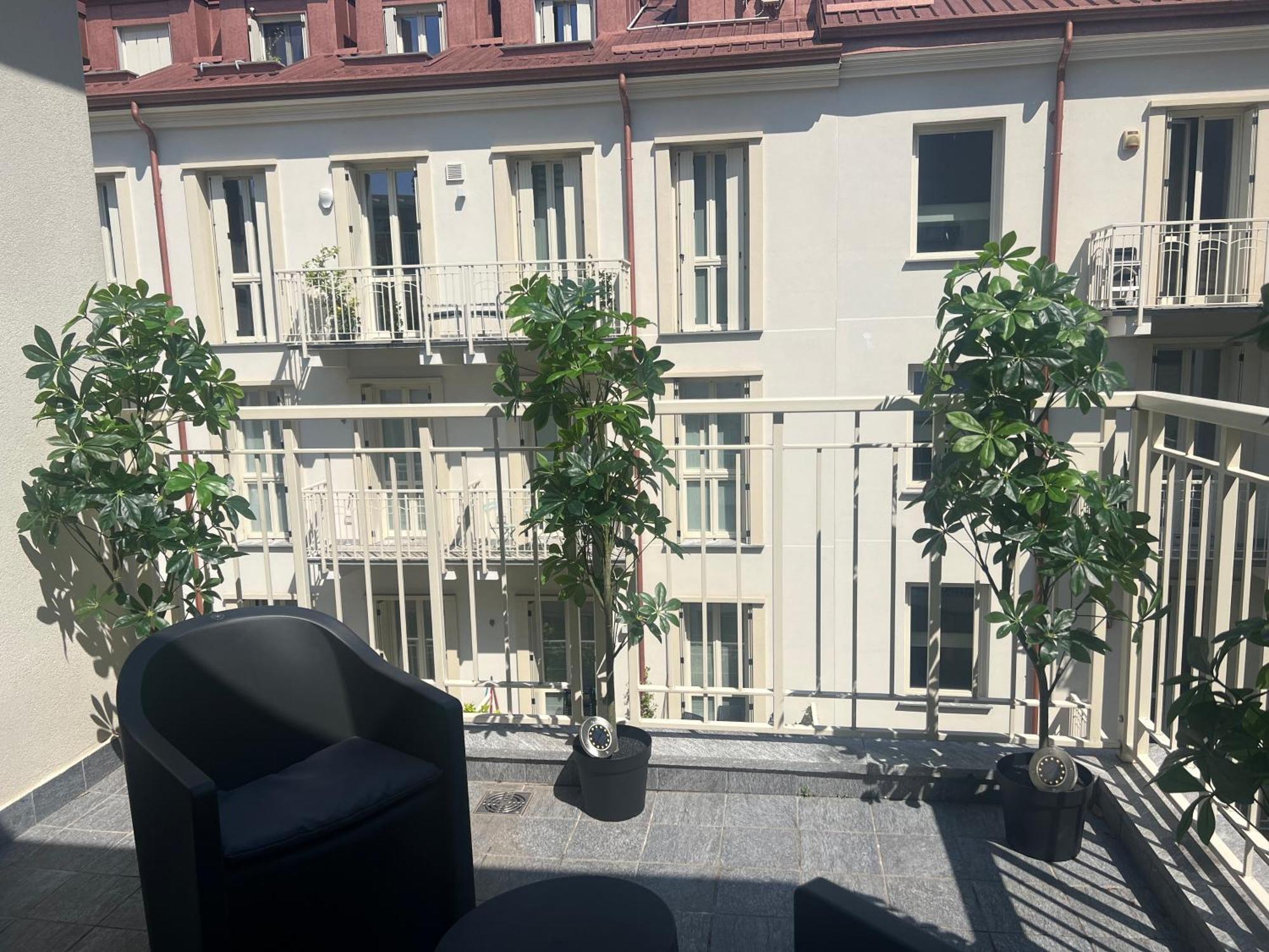 Regina Milano In Melegnano - Wifi, Breakfast Box And Terrace Appartement Buitenkant foto